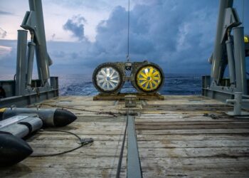 Tech company working with FAU shows that electrical power can be captured from the current of the Gulf Stream