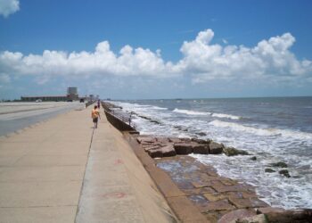 The Inflation Reduction Act helps the environment, but its drilling provisions threaten communities along the Gulf of Mexico