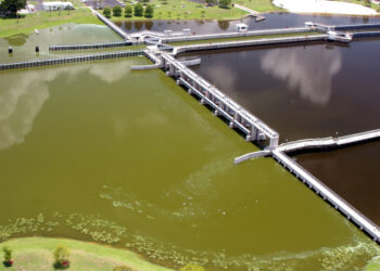 Florida’s growth and development stymie attempts to restore polluted waters