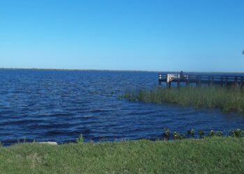 Lake Washington in Brevard County (Ebyabe, CC BY-SA 4.0, via Wikimedia Commons)