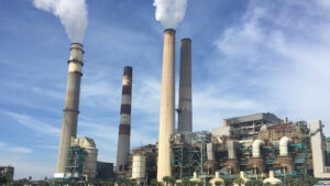 A view of the Big Bend Power Plant from Apollo Beach. (Plkjr, CC BY-SA 4.0, via Wikimedia Commons)