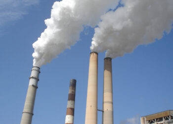 Big Bend Power Station (Monkeyboy0076, via Wikimedia Commons)
