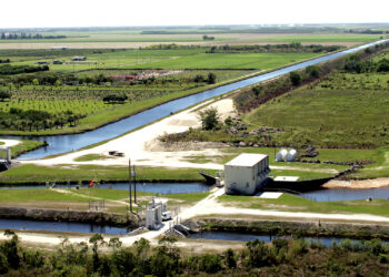 Canals, dams and other water structures in Everglades National Park (Everglades NPS, via Wikimedia Commons)