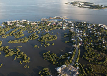 Aerial photograph of Cedar Key (UF/IFAS, Tyler Jones)