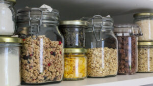 Glass containers (Image by Filmbetrachter from Pixabay)