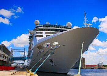 A cruise ship at Port Tampa Bay (iStock image)