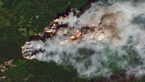 The West Kiskatinaw River Wildfire in British Columbia, Canada, on June 7, 2023 (Gedalya Lubman, CC BY-SA 4.0, via Wikimedia Commons)