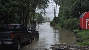 Flooding from Hurricane Irene in Highland, New York, in 2011. (Juliancolton, Public domain, via Wikimedia Commons)