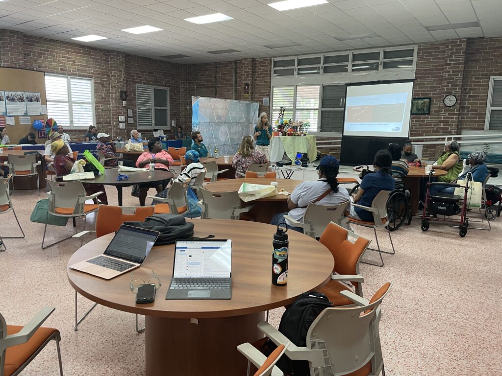 At the community center Jane Gilbert gave a PowerPoint presentation on how to stay cool. (Credit: Amy Green/Inside Climate News)