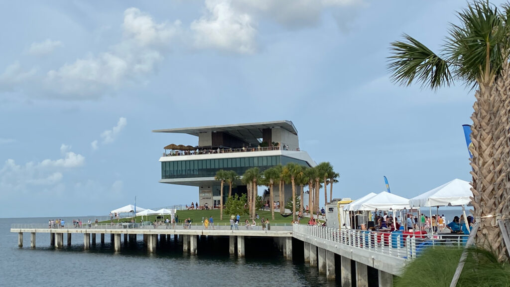 St. Pete Pier in St. Petersburg (Adog, CC BY-SA 4.0, via Wikimedia Commons)