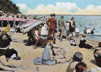A postcard illustrates the latest style for Miami beach bathing around 1920. (Asheville Post Card Co./Wikimedia)