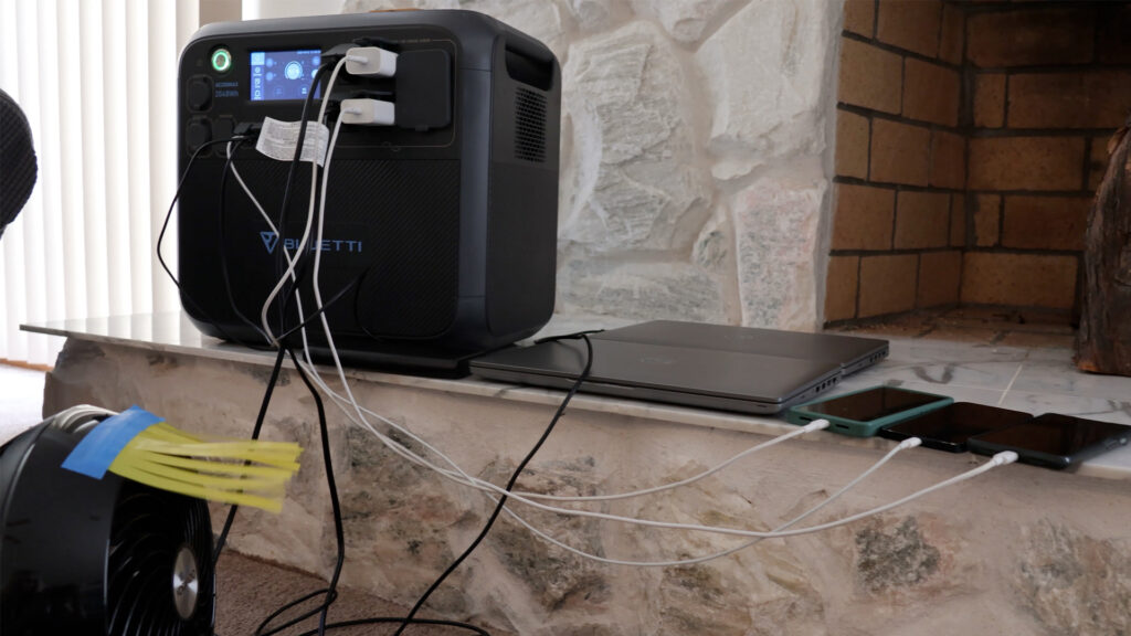 A solar generator power a laptop and other electronic devices. (FAU Center for Environmental Studies)