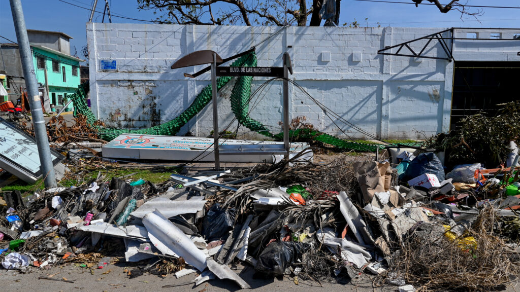 The aftermath of Hurricane Otis in Acapulco (ProtoplasmaKid, CC BY-SA 4.0, via Wikimedia Commons)