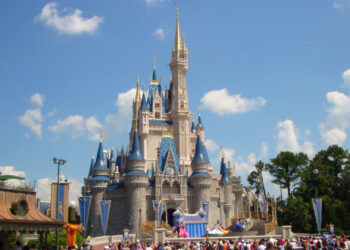Cinderella Castle at Walt Disney World in Orlando (Childzy, CC BY-SA 3.0, via Wikimedia Commons)
