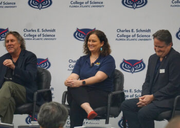 Todd Crowl, director of the Institute of Environment at Florida International University, speaks at the FAU Frontiers in Science panel discussion. To his left are Rachel Brewton, a research scientist at FAU Harbor Branch Oceanographic Institute, and James Sullivan, executive director of FAU Harbor Branch. (Photo by Naomi von Bose)