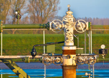 A natural gas wellhead (iStock image)