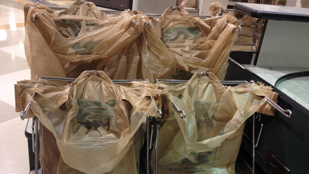 Plastic bags at a grocery store (iStock image)