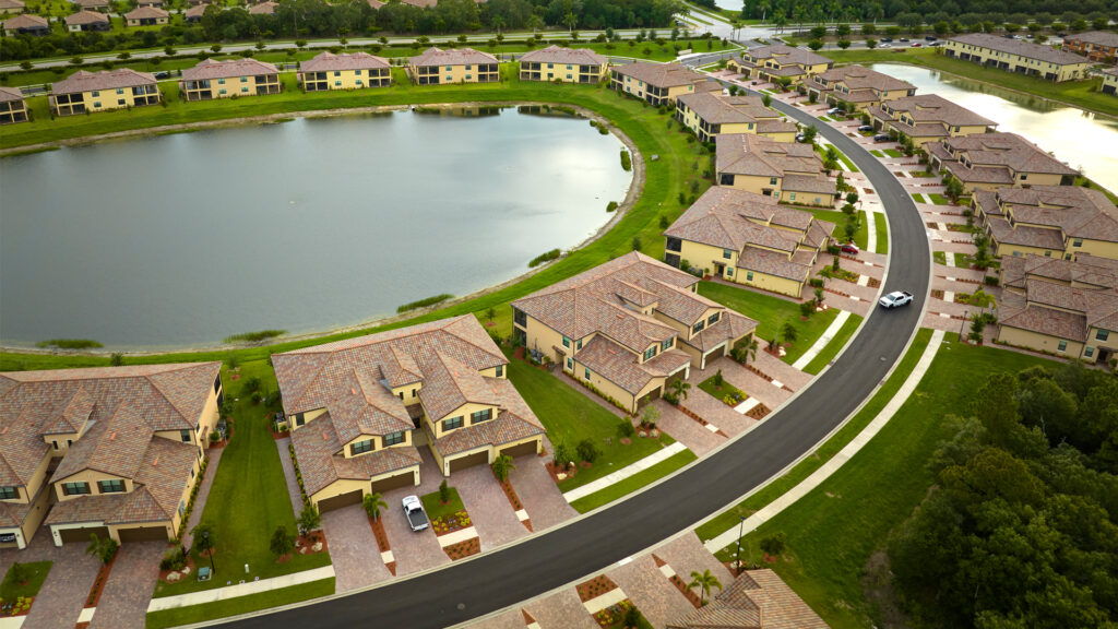 A retention pond surrounded by homes (iStock image)