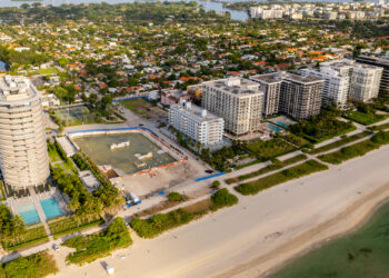 Buildings along the coast in Surfside, including the site of the Champlain Towers building after it had been cleared following its collapse. (iStock image)
