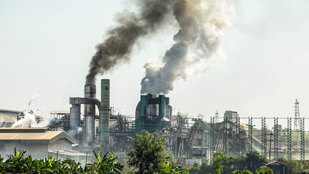 Pollution is emitted from a manufacturing plant overseas. (iStock image)