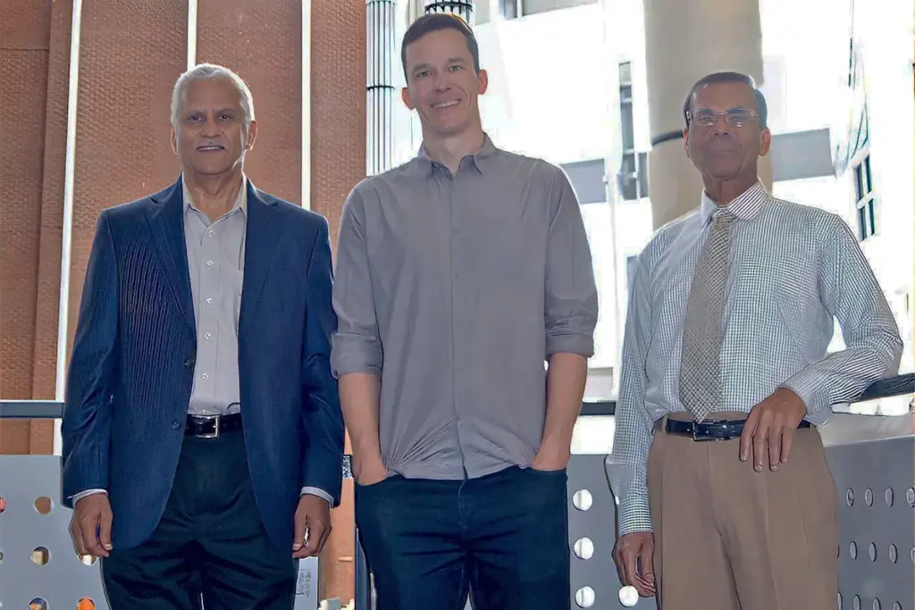 UCF researchers leading the project, from left to right, are Ranganathan Kumar, a professor of mechanical and aerospace engineering and the associate dean of research and administration for the College of Engineering and Computer Science; Kristopher Davis, the project’s principal investigator and an associate professor of materials science and engineering; and Aravinda Kar, a professor in CREOL, the College of Optics and Photonics. (UCF)