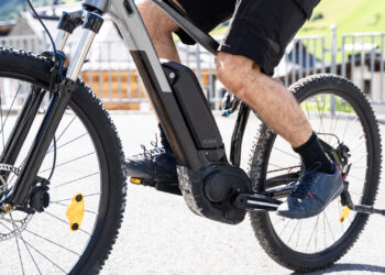 A man riding an e-bike (iStock image)