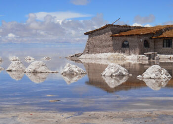 Salt flats in Bolivia (Photo via Flickr, CC BY-NC-SA 2.0)