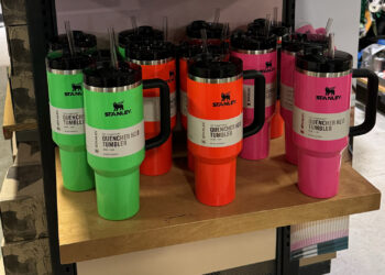 A display featuring reusable Stanley brand cups for sale, with a limit of two per customer, at a sporting goods store. (PK-WIKI, CC BY 4.0, via Wikimedia Commons)