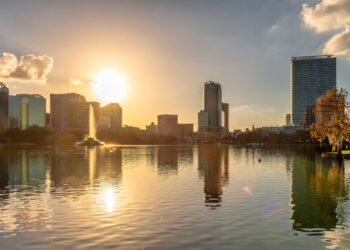 Sunset over the Orlando skyline and Lake Eola Park (iStock image)
