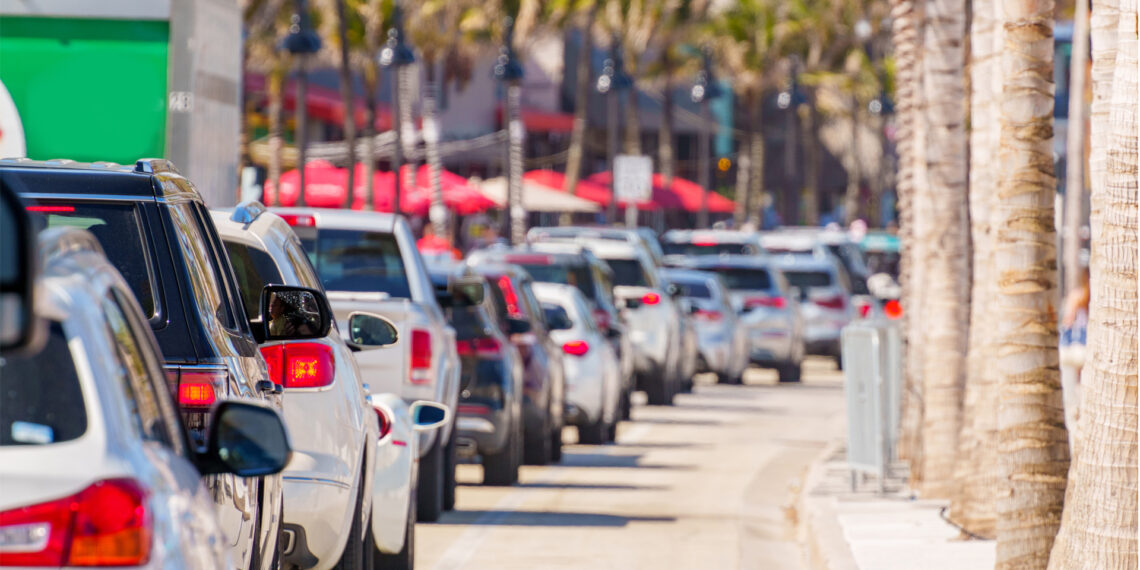 Traffic backs up in Florida (iStock image)