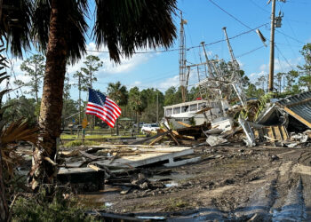 U.S. Airmen assigned to the Florida Air National Guard clear roads in Keaton Beach after the landfall of Hurricane Helene on Sept. 27, 2024. (Staff Sgt. Jacob Hancock/The National Guard, CC BY 2.0, via flickr)