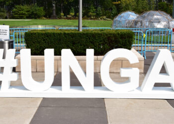 United Nations General Assembly sign outside United Nations building in New York City. (Diplomatic Security Service, Public domain, via Wikimedia Commons)