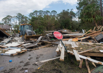 U.S. Airmen assigned to the Florida Air National Guard clear roads in Keaton Beach after the landfall of Hurricane Helene on Sept. 27, 2024. (Staff Sgt. Jacob Hancock/The National Guard, CC BY 2.0, via flickr)