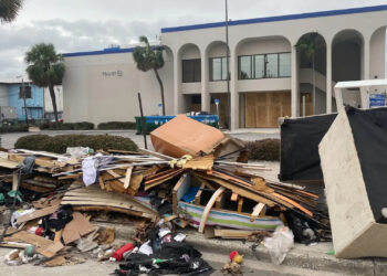 Wreckage from Hurricane Helene remained strewn across streets in Clearwater in the days preceding Hurricane Milton. (Ayurella Horn-Muller/Grist)