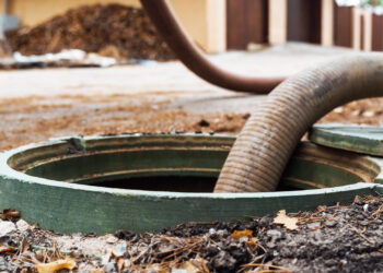 A septic system being pumped (iStock image)