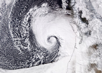 An image of the "bomb cyclone" off the Pacific Northwest coast on Nov. 19 (NASA, Public domain, via Wikimedia Commons)