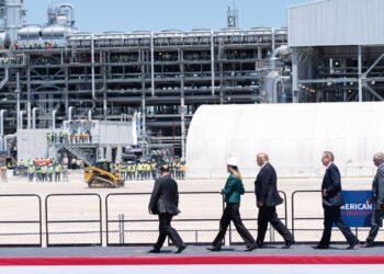 President Donald Trump tours a liquified natural gas terminal in Hackberry, La., in 2019, (Official White House photo by Shealah Craighead)