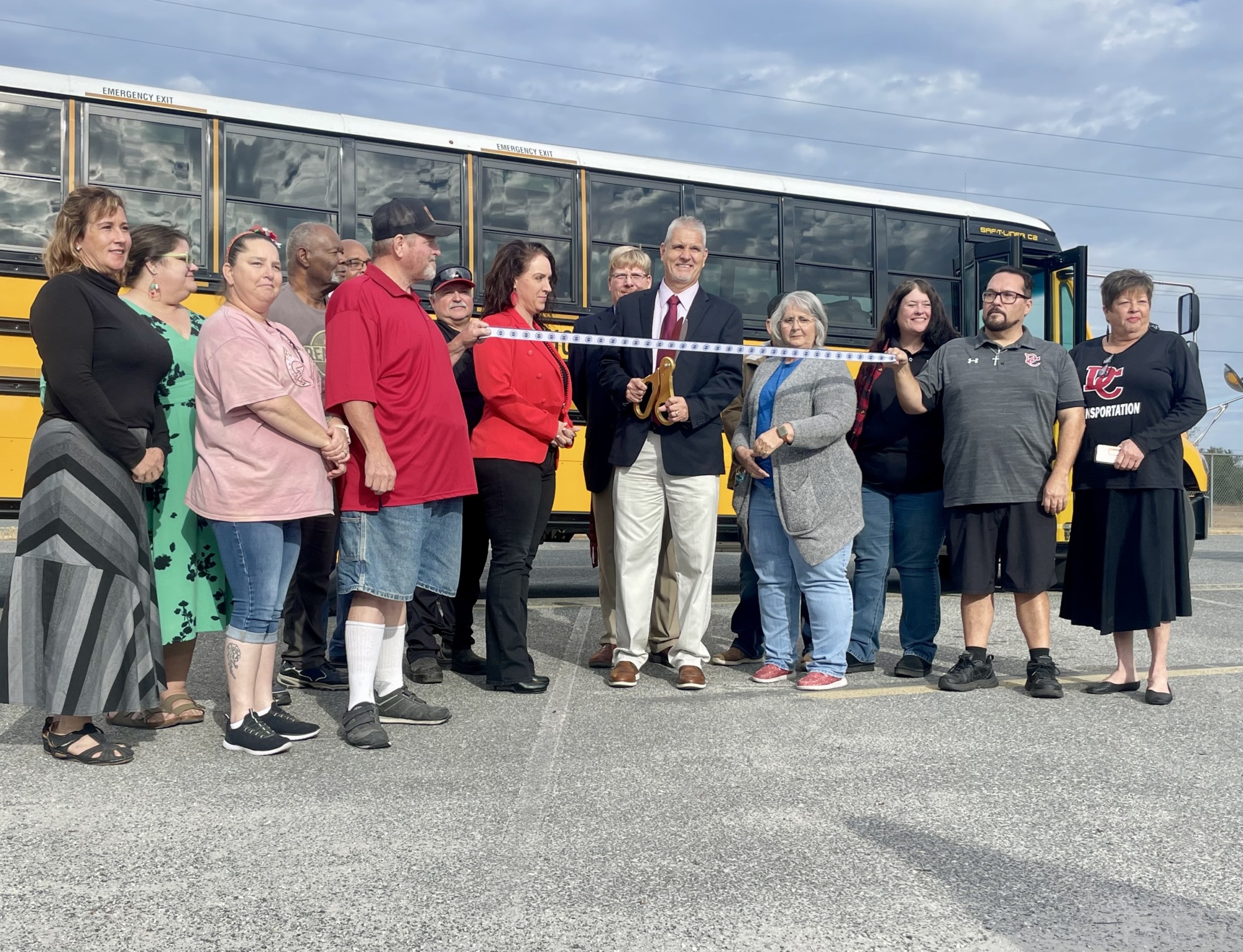 Rural Florida district gets 23 new electric school buses | The Invading Sea