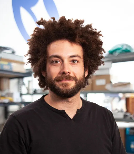 Daniel Cavero is the co-founder and CTO of Noya
