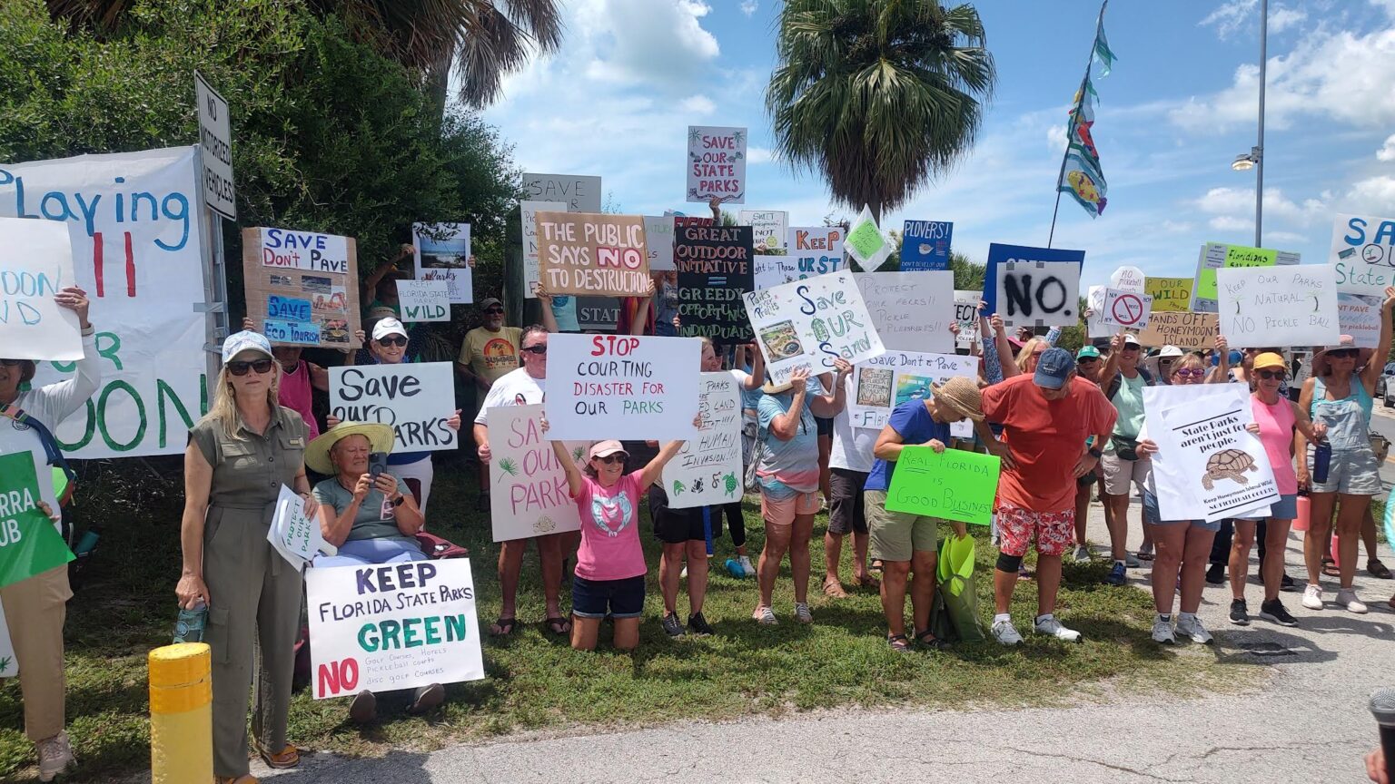 Protest at Honeymoon Park in Dunedin on Aug. 27, 2024. (Photo by Mitch Perry/Florida Phoenix)