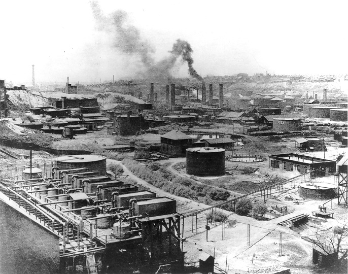 The Industrial Revolution brought with it rapid changes to Earth’s natural environments long before scientists began systematically surveying and monitoring them. This makes it difficult to impossible to know what a healthy environment should look like. (Public domain)
