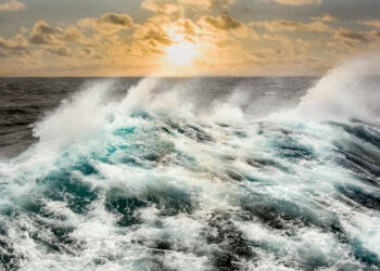 Waves in the Atlantic Ocean (iStock image)