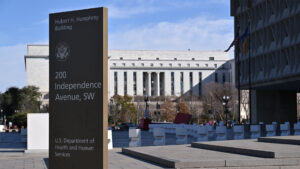 A sign for the U.S. Department of Health and Human Services outside the Hubert H. Humphrey building in Washington, D.C. (G. Edward Johnson, CC BY 4.0, via Wikimedia Commons)