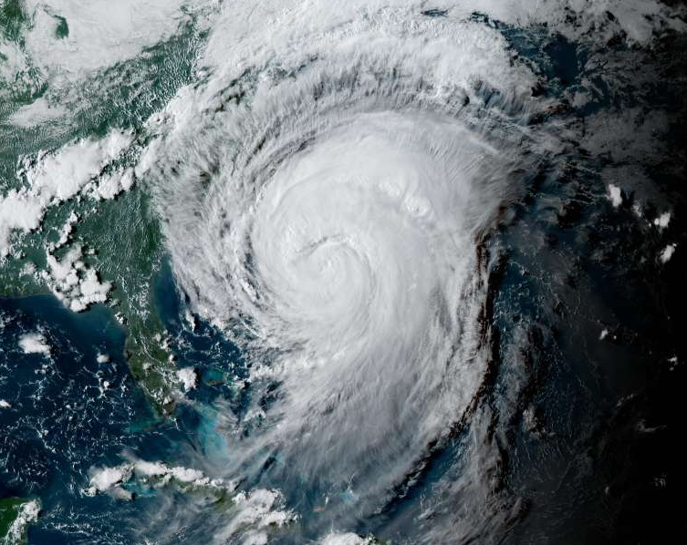 Hurricane Erin off the East Coast on Aug. 20 (Thememegodweather, CC0, via Wikimedia Commons)
