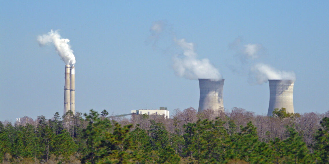 Orlando Utilities Commission's Stanton Energy Center (A. Trumbly, CC BY-NC-ND 2.0, via flickr)
