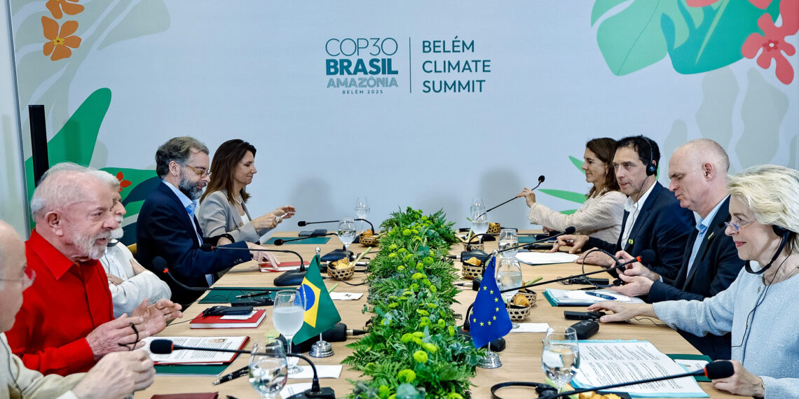Brazilian President Luiz Inácio Lula da Silva meets with European Commission President Ursula von der Leyen in advance of the COP30 climate change summit in Belém, Brazil. (Lula Oficial, CC BY-SA 4.0, via Wikimedia Commons)
