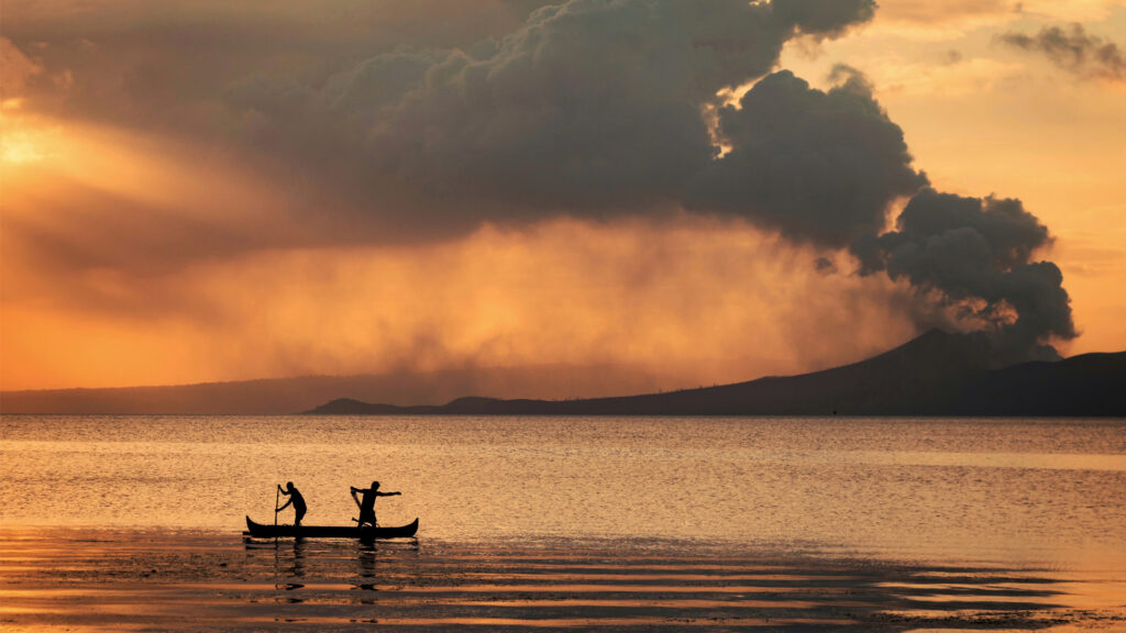 Stratospheric Aerosol Injection (SAI) replicates the cooling effect that follows a volcanic eruption. (Michael Angelo Luna, CC BY-SA 4.0, via Wikimedia Commons)