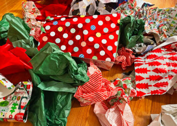 Each year, 108 million rolls of wrapping paper are discarded, many of them not recyclable because they contain glitter, foil or plastics. (iStock image)