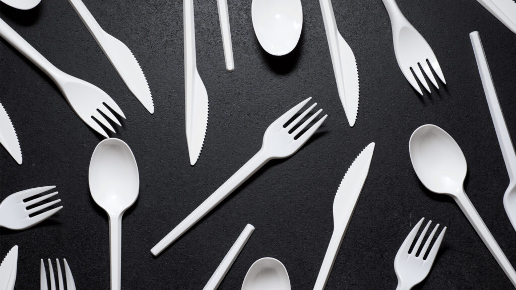 Forgoing disposable dinnerware for your holiday meal is one way of reducing plastic waste. (iStock image)