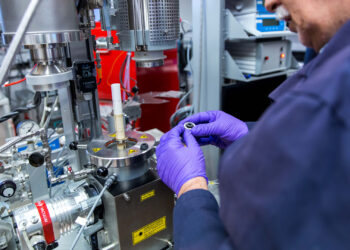 Research and development to support the advancement of small modular reactors and advanced reactors. (Canadian Nuclear Laboratories, CC BY-ND 2.0, via flickr)